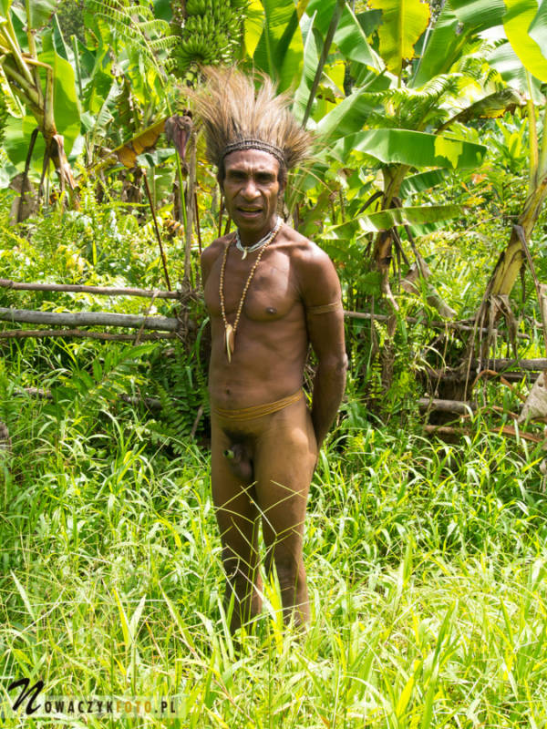 Korowajowie, Papua, Indonezja
